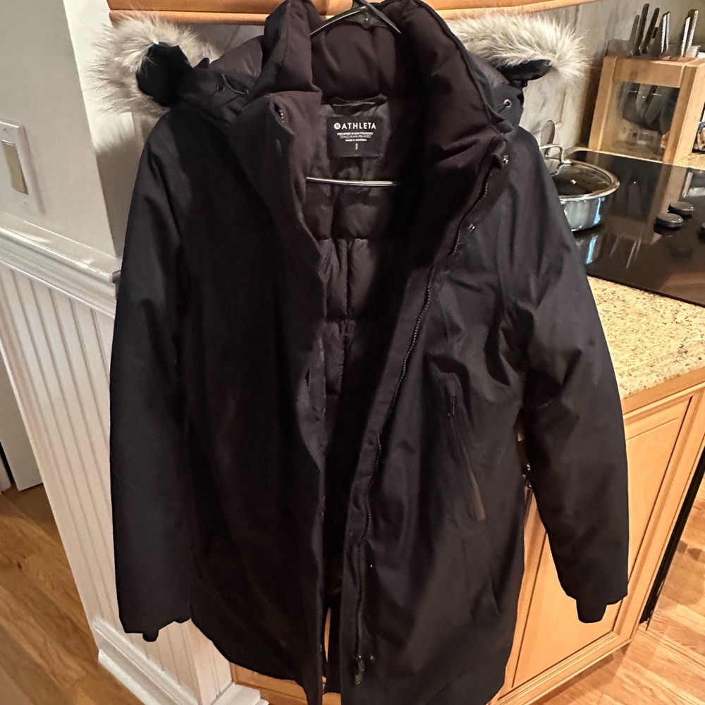 Athleta Midnight Puffer Coat with Faux Fur Trim